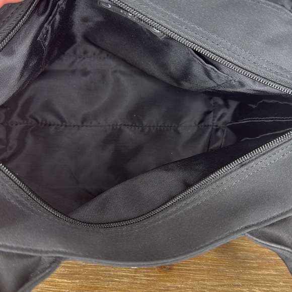 Sunny Hawaii Palm Tree Embroidery Black Small 8x5x8 Handbag - Picture 8 of 9